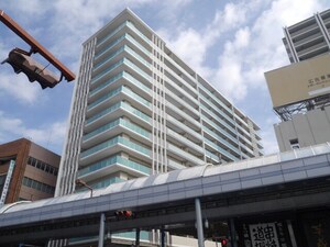 プレミスト四日市駅前　301号室