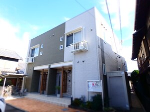 スィーニ