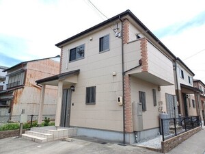 リースホーム長島中町 E棟