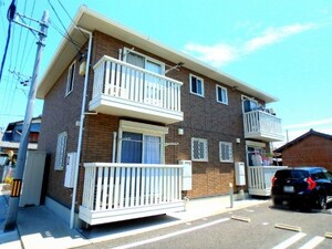 アメージング・フラッツ A棟