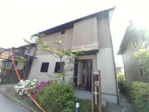 白梅の丘邸