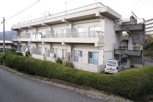 ニュー滝波荘