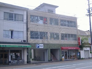 サンエスビル