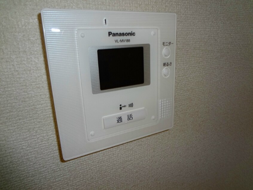 メゾンリバーサイドB