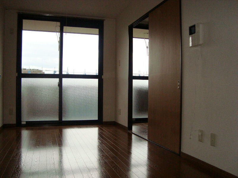  グランドパーク早川