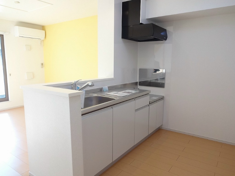  ブライト・ヒルサイドIV