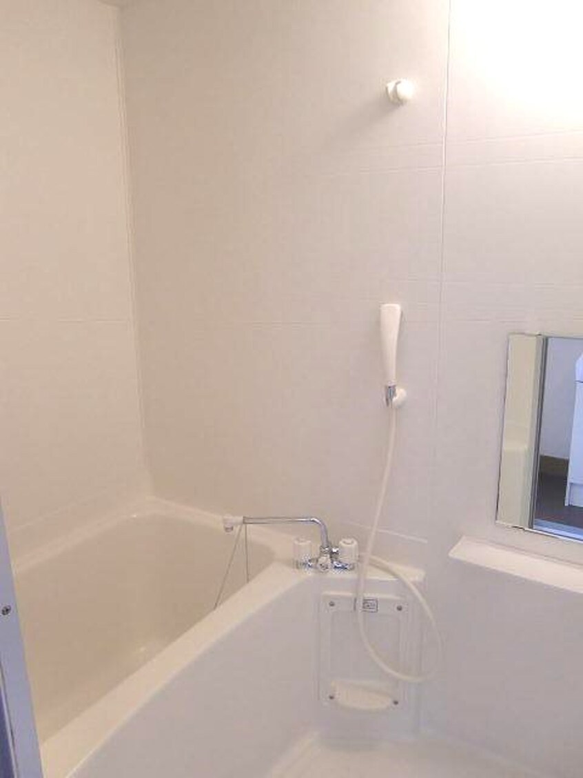  ニューシティシャルム