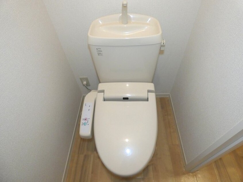  クロワール見附久保D