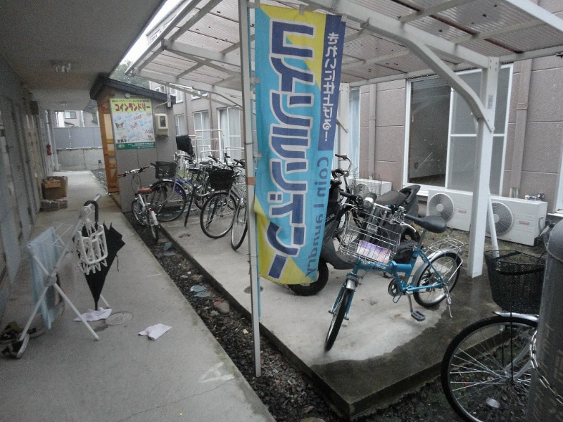  ヴィラ滝沢　女鳥羽