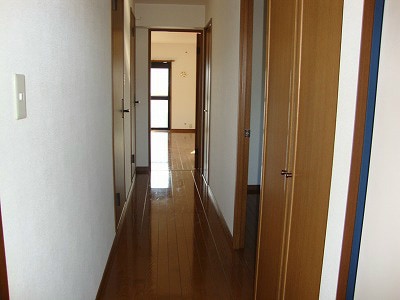  シルクスクエア