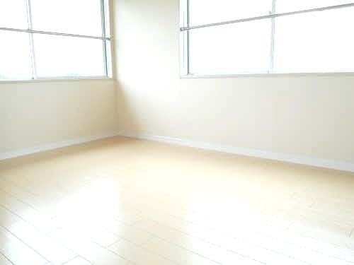  フレグランス・ニュービレッジ