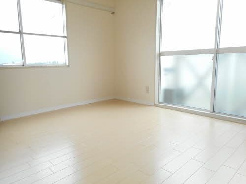  フレグランス・ニュービレッジ