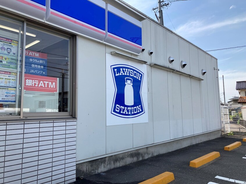 ﾛｰｿﾝ 松本笹部店(コンビニ)まで764m スクエアガーデンKAMAKURA　C棟
