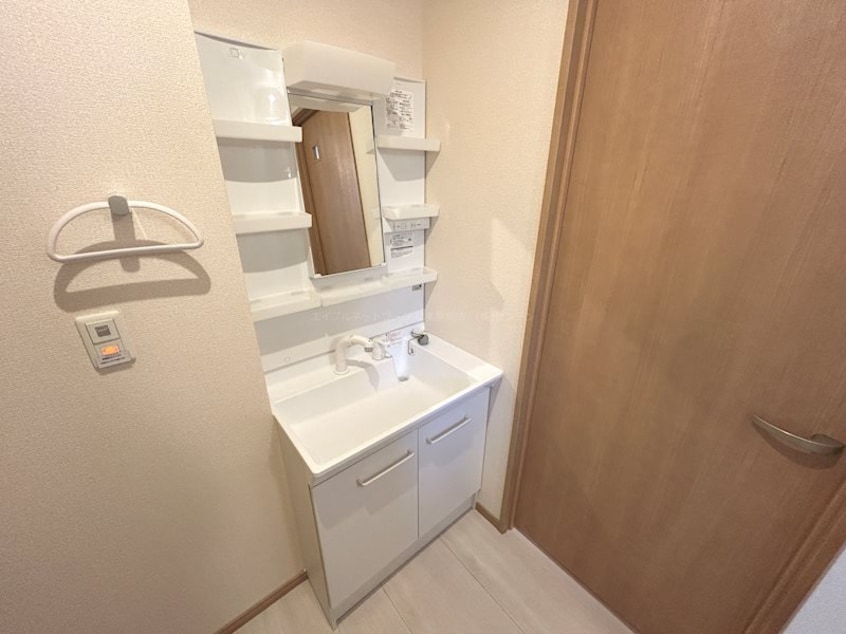  メゾンクレールＢ