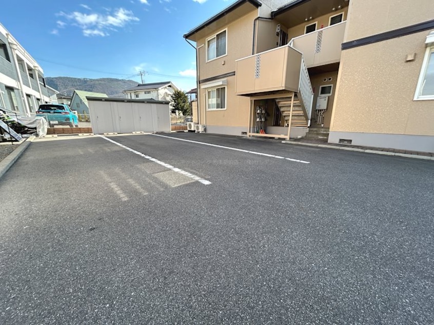  メゾンクレールＢ