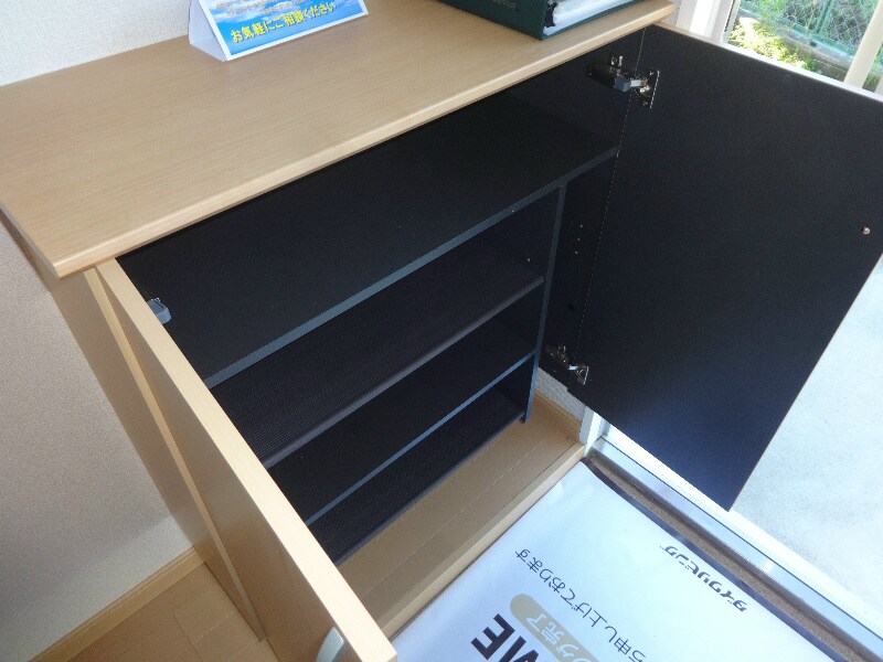  ビューラ南郷　北棟