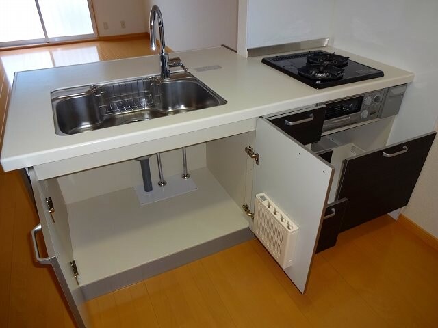  ビューラ南郷　北棟