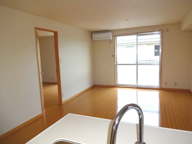  ビューラ南郷　北棟