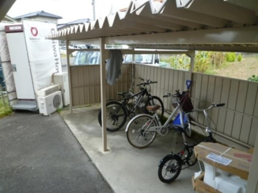  ビューラ南郷　北棟