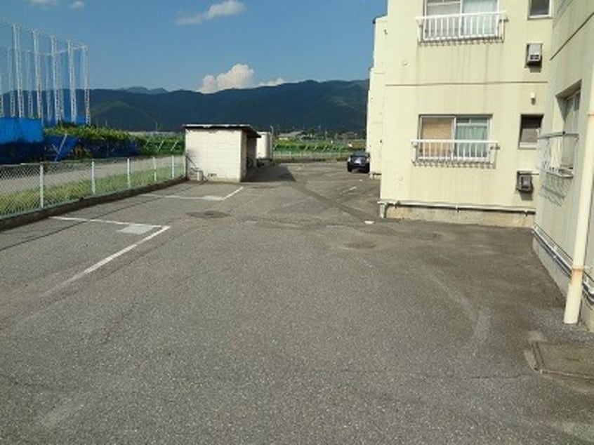  サンフラワーコーポ2号棟