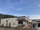 ｾﾌﾞﾝｲﾚﾌﾞﾝ 松本筑摩4丁目店(コンビニ)まで380m サンフラワーコーポ2号棟