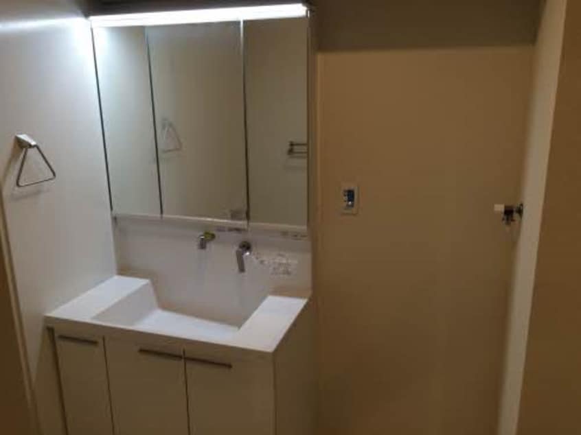  サニーコート巾上