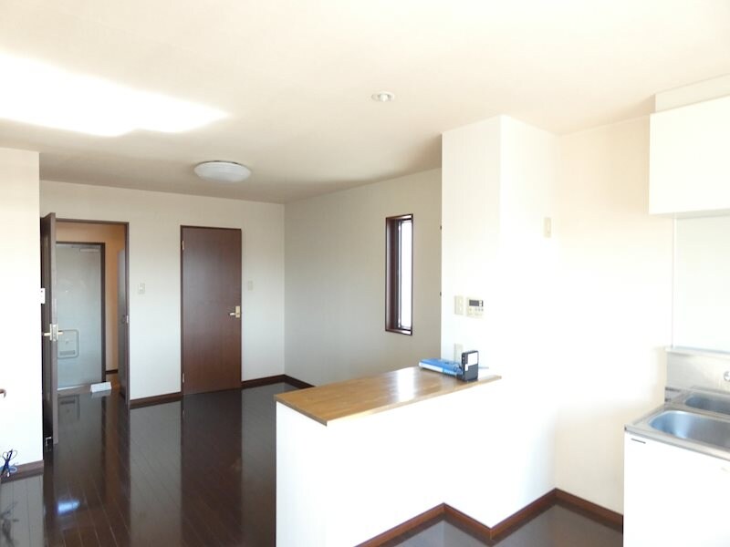  メゾンラサーナ