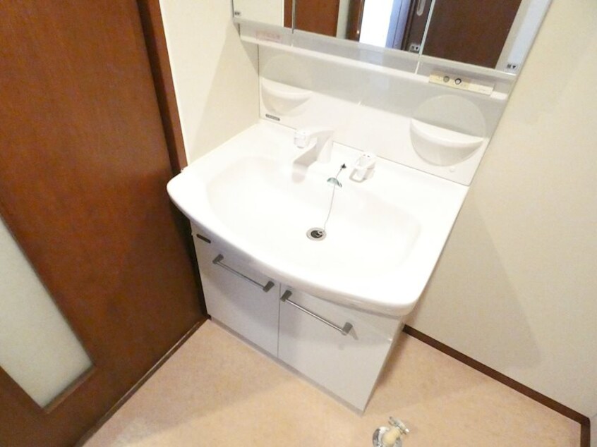  メゾンラサーナ