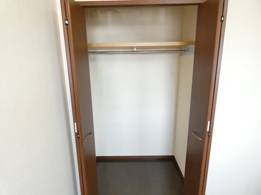  メゾンラサーナ