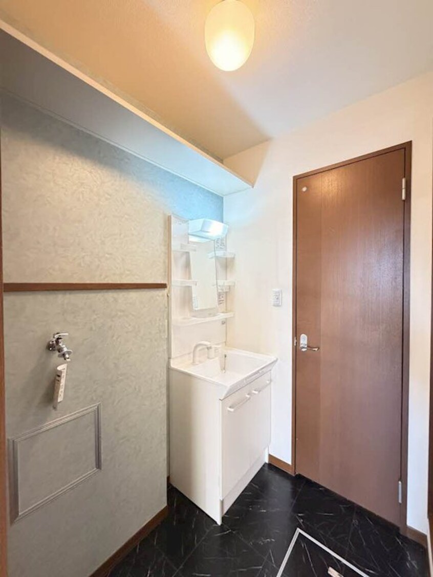  サンライズ杉山