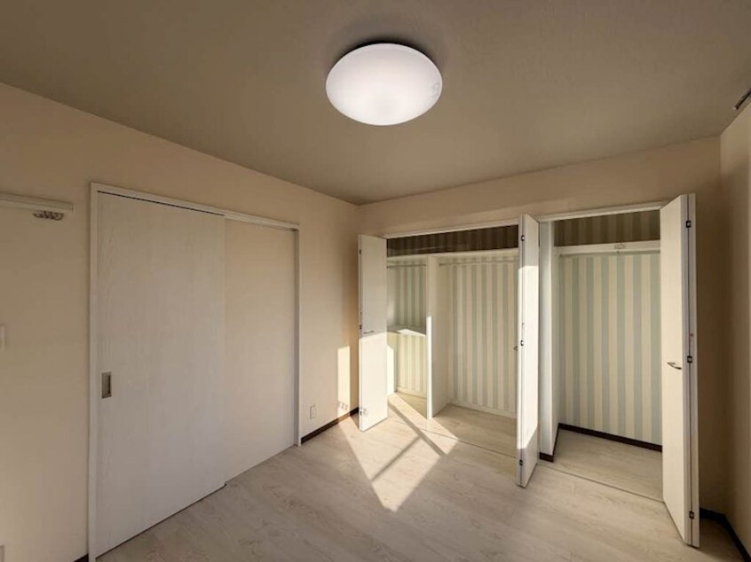  サンライズ杉山