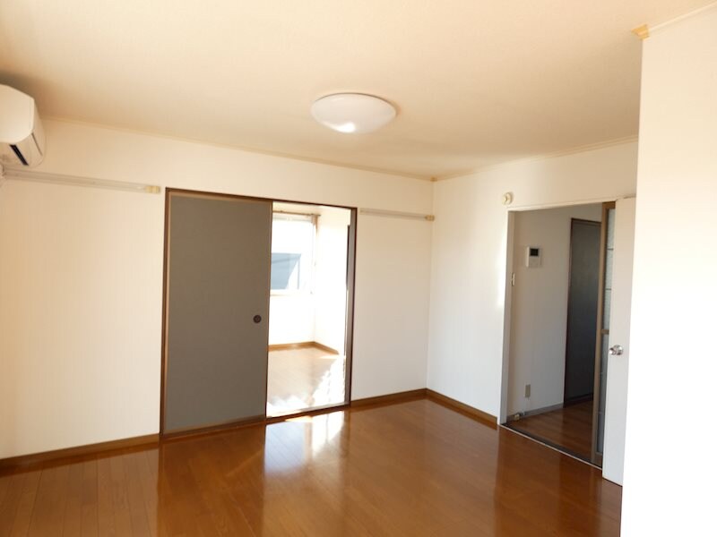 ※写真は別号室です。 ウィングス藤沢Ａ