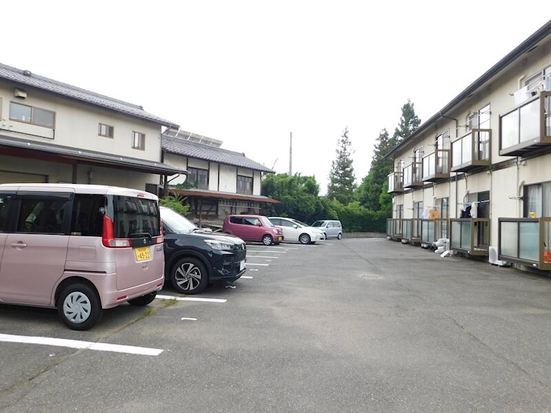  新谷ハイツ