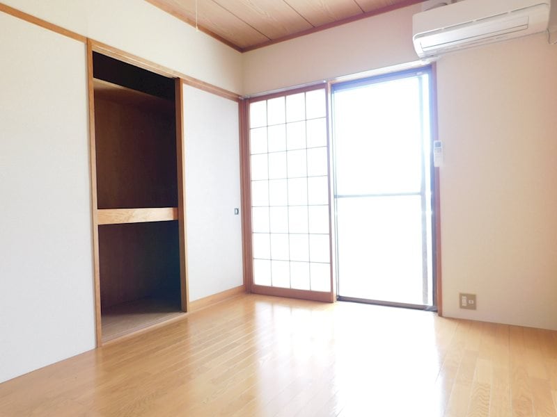  コーポアラモード　エイト