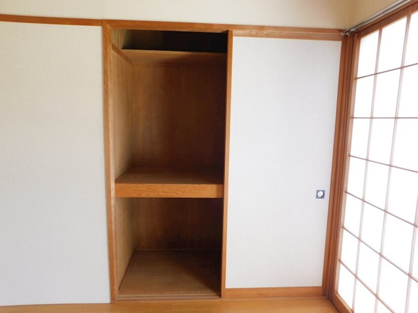  コーポアラモード　エイト