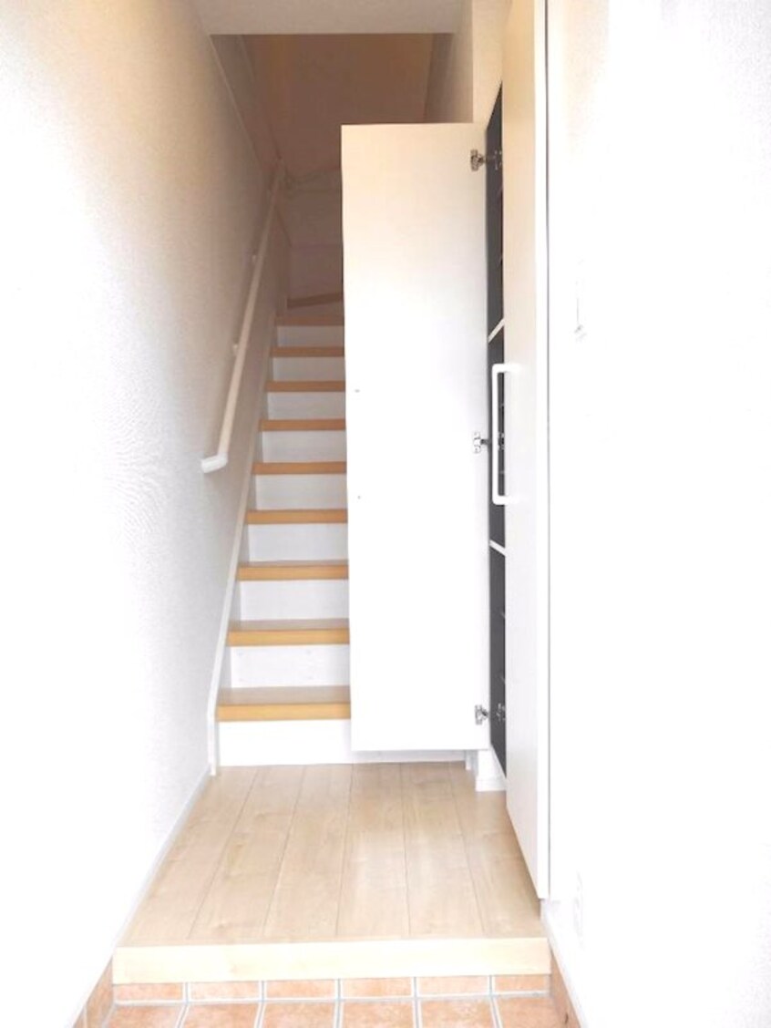  リブ ブライト パークA