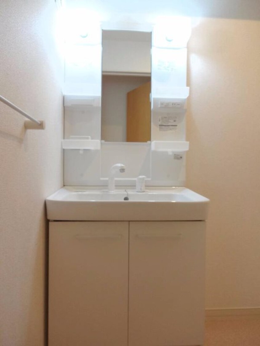  リブ ブライト パークA