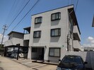 白板コーカクビルアパートの外観