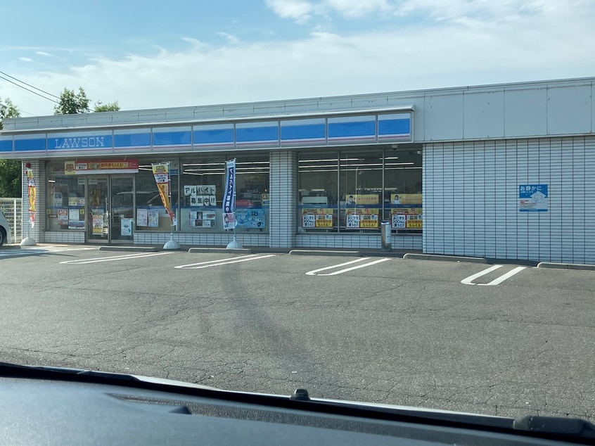 ﾛｰｿﾝ 松本井川城店(コンビニ)まで689m ブライテンクレストII