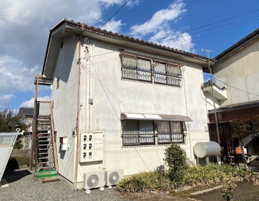  島内山﨑アパート