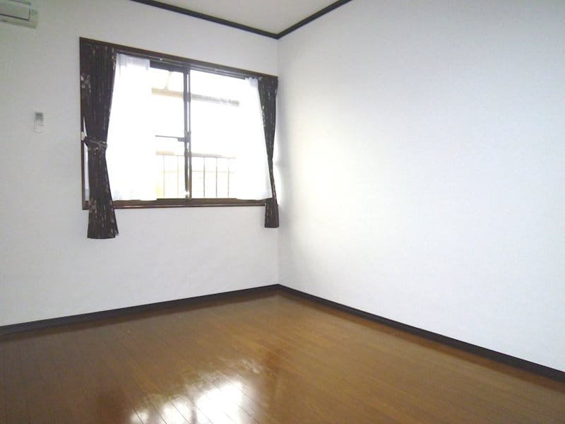  島内山﨑アパート