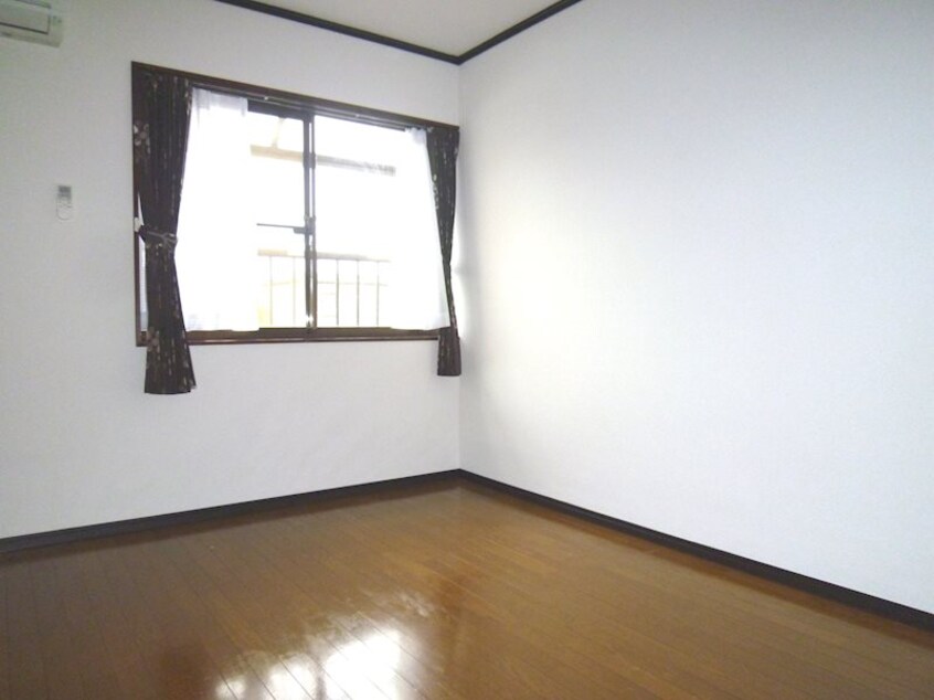  島内山﨑アパート