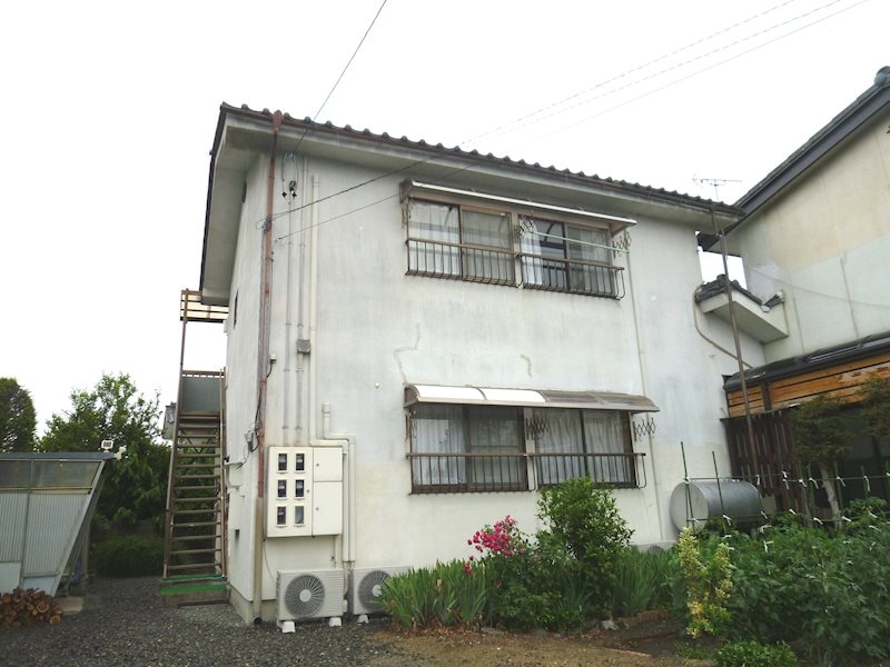  島内山﨑アパート