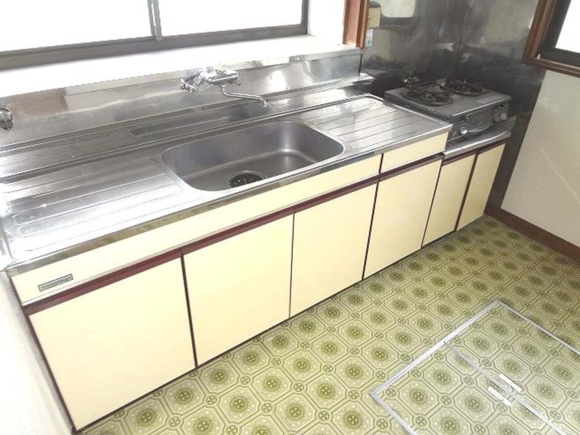  平田東3丁目林貸家