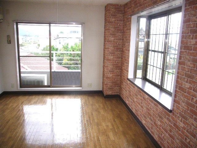  第二フラワーハイツ