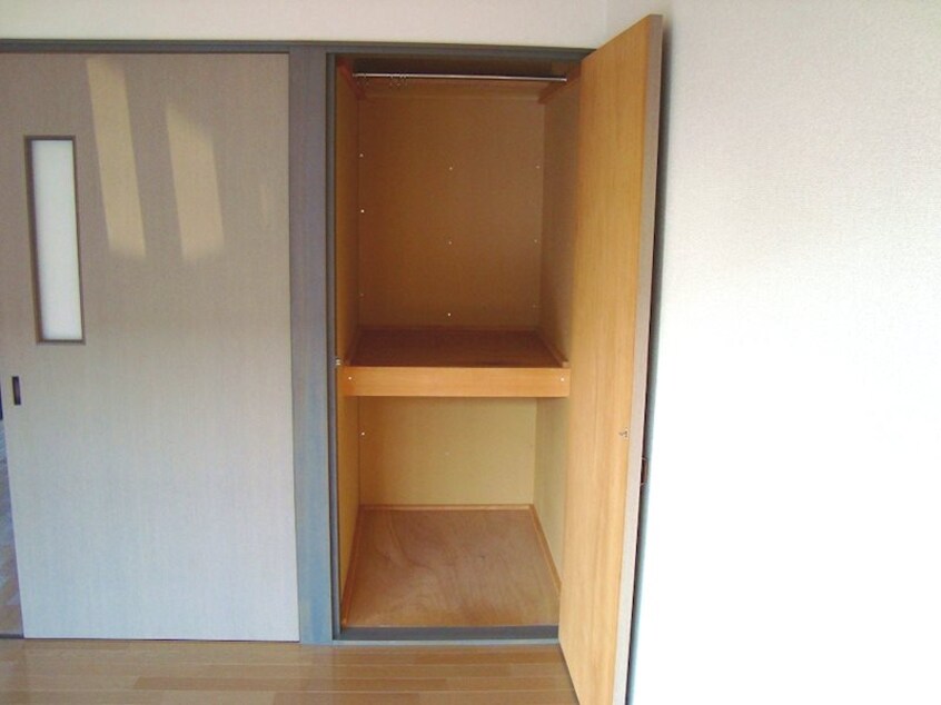  カワクボハイツＢ