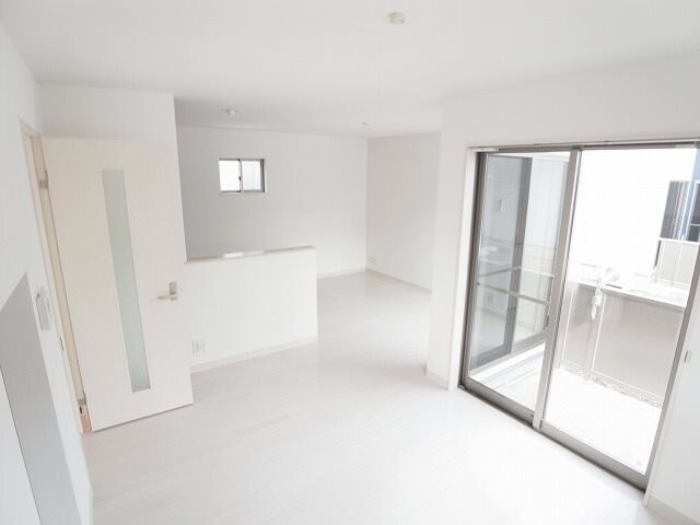 同じメーカーの類似物件です。 クレセェール　A