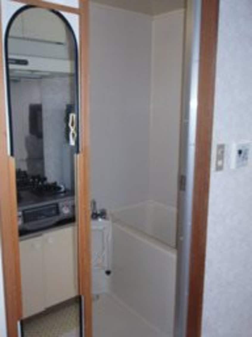 ※写真は別号室です。 ラ・ポールあさまA