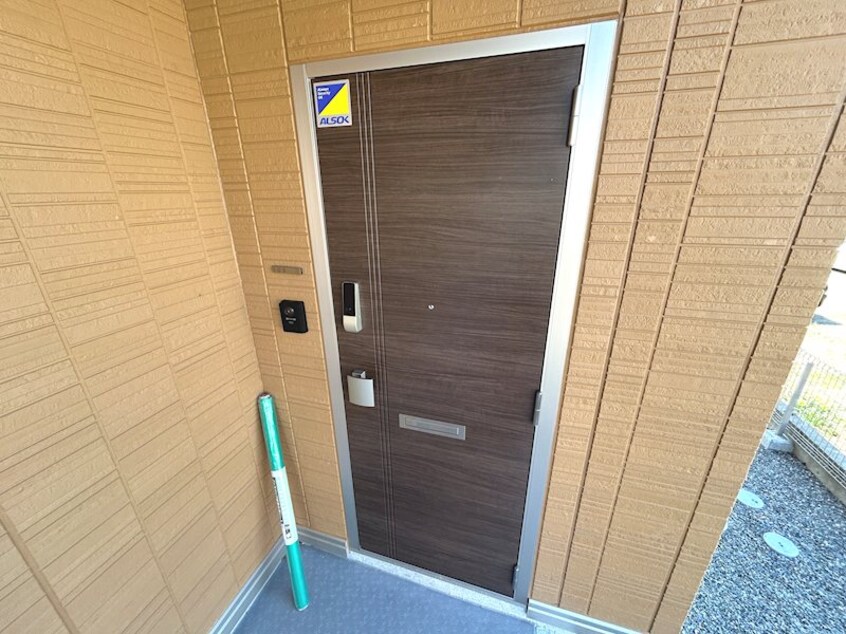  ネオ・アコール