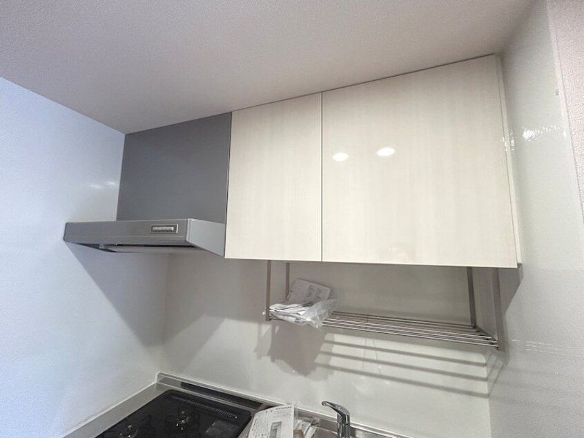  ネオ・アコール